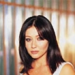 Jm�no: Prue Halliwell S�rie: 1. - 3. Hraje: Shannen Doherty Narozena: 12.4. 1971 M�sto: Memphis Tennessee Schopnosti: Telekineze, astr�ln� projekce (od 2. s�rie) Dabing: Barbora Munzarov� (1. s�rie), Ren� Slov��kov� (2.+ 3. s�rie)